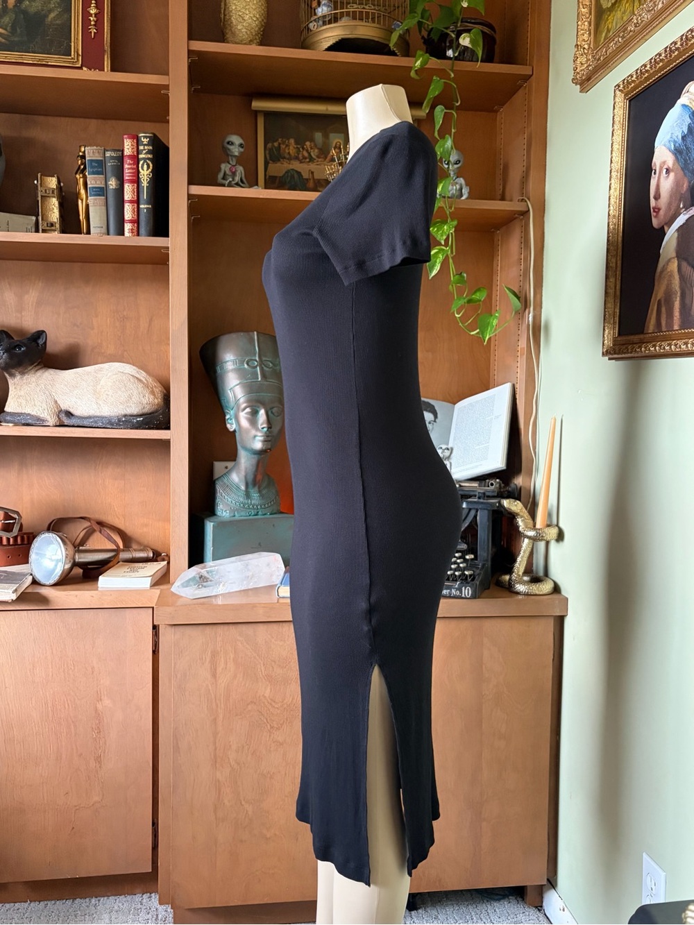 H & M Black Short-Sleeve Soft Rib Knit Midi Dress Size XS Dark Romantic Bodycon - Picture 8 of 14